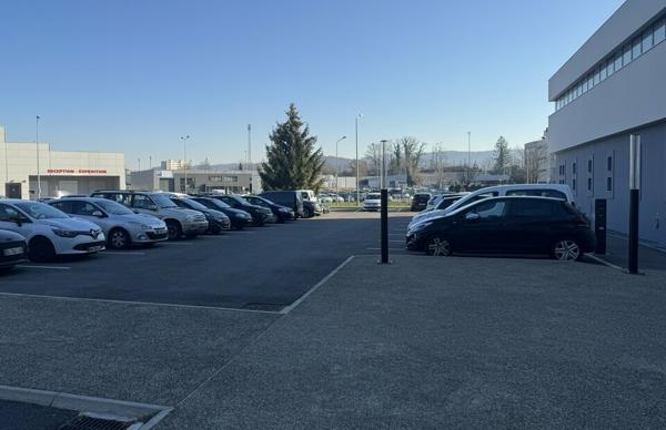 LOCATION BUREAUX -Zone de TREPILLOT