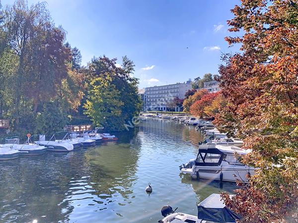 NANTES - ILE DE VERSAILLES / Appartement 4 pièces 3 chambres, caveau extérieur pour vélos