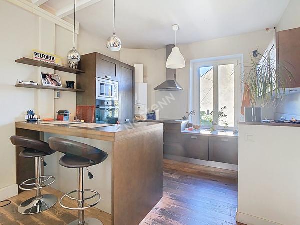 NANTES - ILE DE VERSAILLES / Appartement 4 pièces 3 chambres, caveau extérieur pour vélos