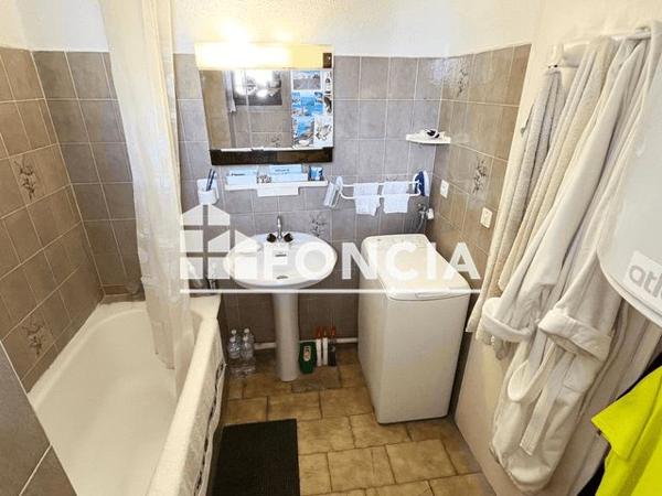 À vendre Studio 22 m² - La Londe-les-maures 83250