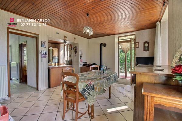 Maison Saint Laurent Du Pont 13 pièces - 8 Chbres - 236 m2