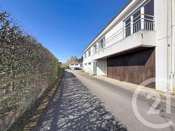 Immeuble à vendre  310 m2 WOIPPY - 57