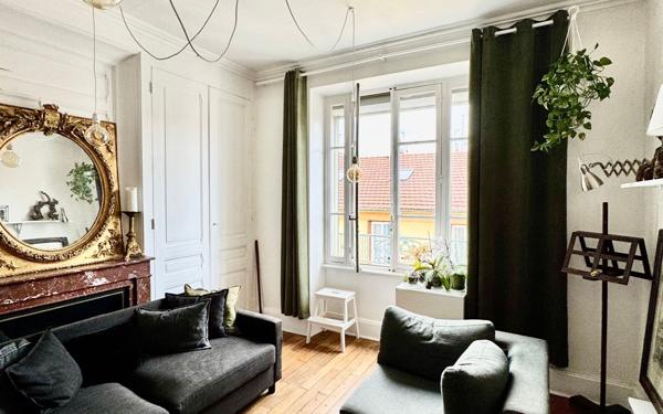 Appartement à vendre    3 pièces • 65 m2 Lyon 3
