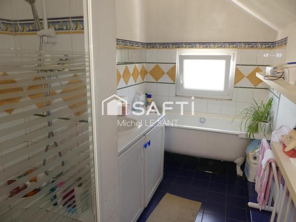 Maison d'Exception à Fitz-James : Alliance Parfaite de Charme, Confort et Proximité