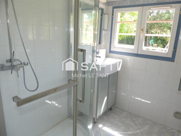 Maison d'Exception à Fitz-James : Alliance Parfaite de Charme, Confort et Proximité