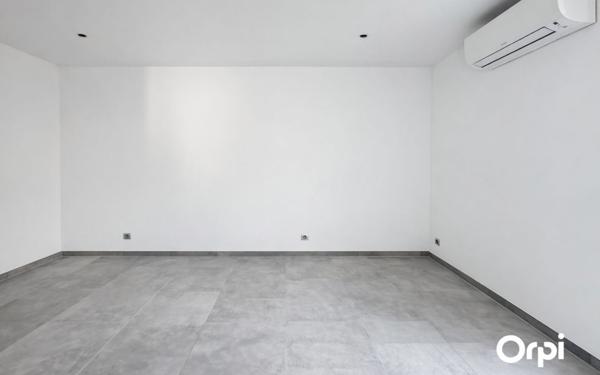 Maison à vendre    4 pièces • 89,99 m2 Cavalaire-sur-Mer