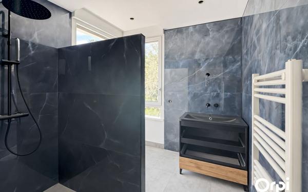 Maison à vendre    4 pièces • 89,99 m2 Cavalaire-sur-Mer