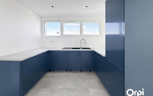 Maison à vendre    4 pièces • 89,99 m2 Cavalaire-sur-Mer