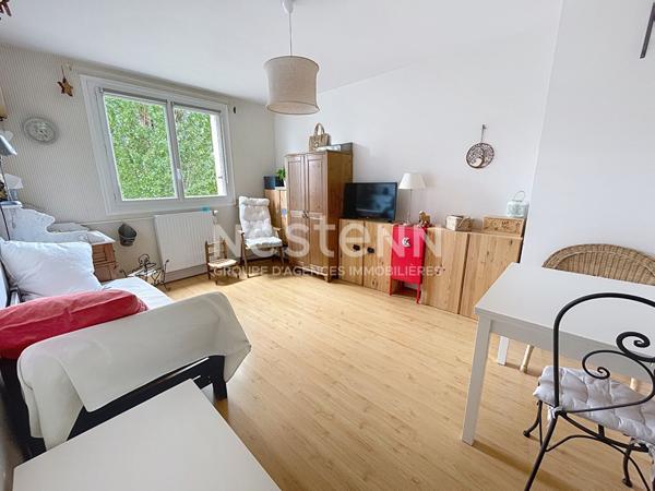 A vendre Appartement de 2 pièces de 40 m2 aux Clayes Sous Bois - Quartier centre ville