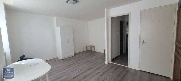 Appartement à louer 1 pièce 31.56m² Brive-la-Gaillarde (19100)