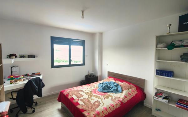 Maison à vendre    6 pièces •  Noé