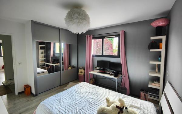 Maison à vendre    6 pièces •  Noé