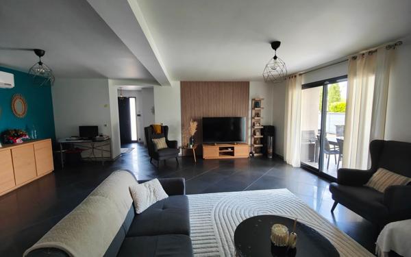 Maison à vendre    6 pièces •  Noé