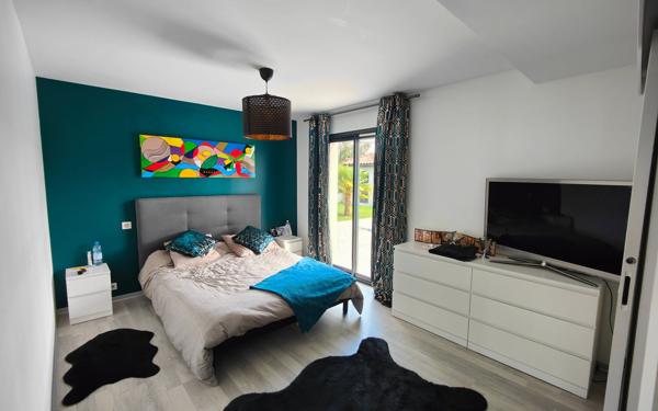 Maison à vendre    6 pièces •  Noé