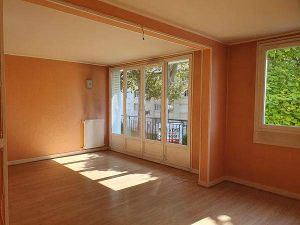 Vente / Appartement T4