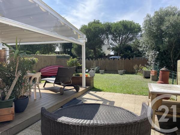 Maison à vendre  4 pièces - 75,36 m 2   JULLOUVILLE  - 50