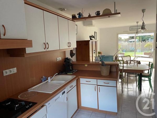 Maison à vendre  4 pièces - 75,36 m 2   JULLOUVILLE  - 50