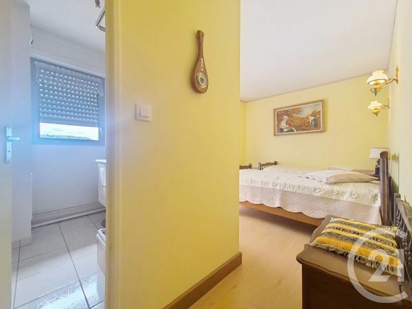 Appartement F4 à vendre  4 pièces - 107 m 2   PONT AUDEMER  - 27