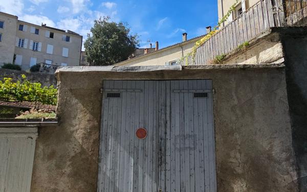 Stationnement à vendre    24 m2 Forcalquier