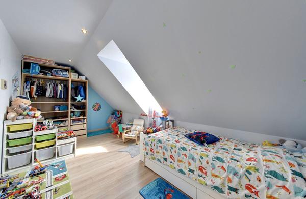Maison CHEVRY COSSIGNY - 6 pièces - 103 m2