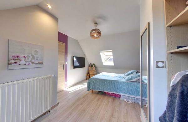 Maison CHEVRY COSSIGNY - 6 pièces - 103 m2