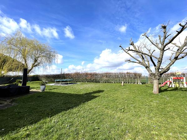 Maison CHEVRY COSSIGNY - 6 pièces - 103 m2