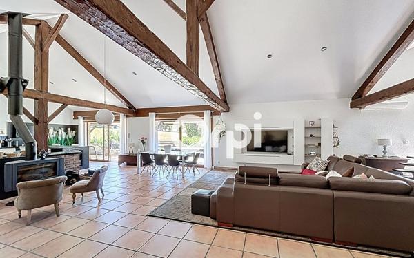 Maison à vendre    6 pièces •  Sauxillanges