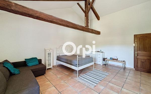 Maison à vendre    6 pièces •  Sauxillanges