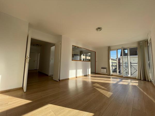 Lille (59800) VIEUX LILLE quai des Chevillards – Appartement T3 68 m²