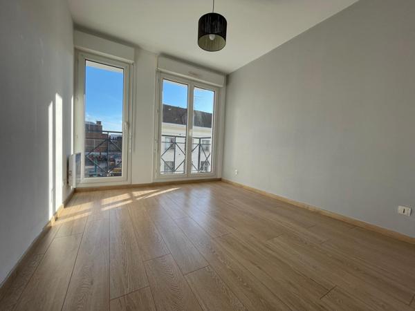 Lille (59800) VIEUX LILLE quai des Chevillards – Appartement T3 68 m²