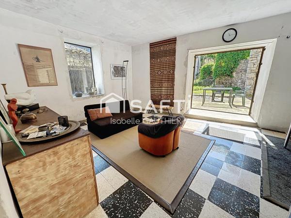 Maison de village rénovée T3/T4 90m² et jardin 80m²