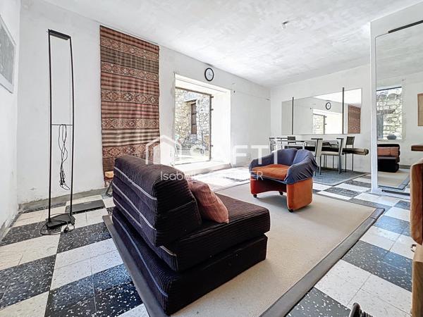 Maison de village rénovée T3/T4 90m² et jardin 80m²