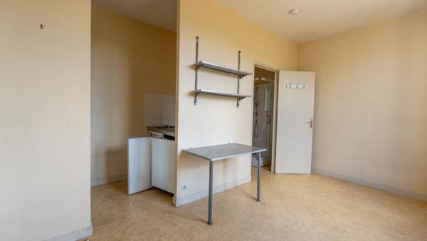 À VENDRE À POITIERS Ensemble Immobilier avec Maison T7 200 m2 et Immeuble de Rapport