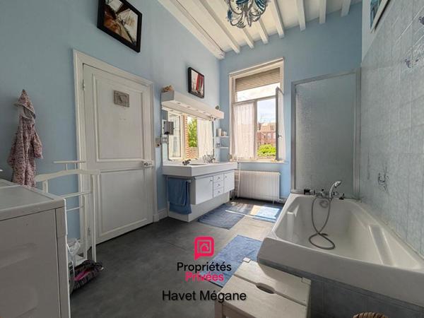 Immeuble ou maison à Douai 11 pièce(s) 274 m2
