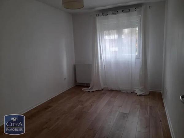 Appartement à louer 3 pièces 63.97m² Morangis (91420)