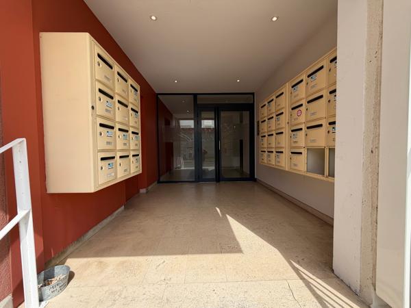 APPARTEMENT de 90m²  au 1er étage