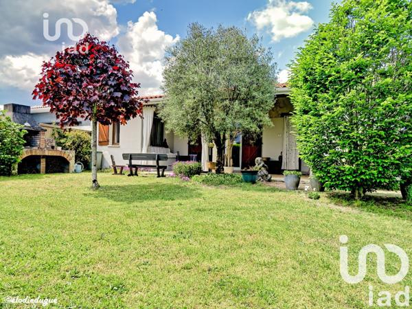 Maison 4 pièces de 96 m² à Castelnau-de-Médoc (33480)