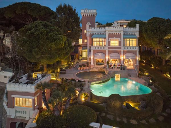 Vente Maison de maître Cap D'Antibes 16 Pièces 600 m²