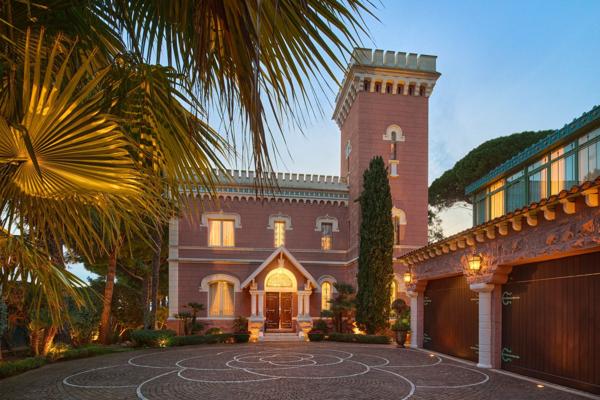 Vente Maison de maître Cap D'Antibes 16 Pièces 600 m²