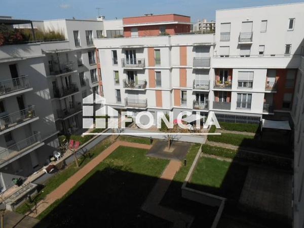 Location Studio 21.5 m² - 11 RUE AMPERE Saint Etienne 42000