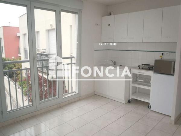 Location Studio 21.5 m² - 11 RUE AMPERE Saint Etienne 42000