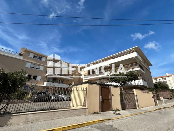 Location Appartement 4 pièces 87.4 m² - 27 RUE DE BUFFON Bandol 83150