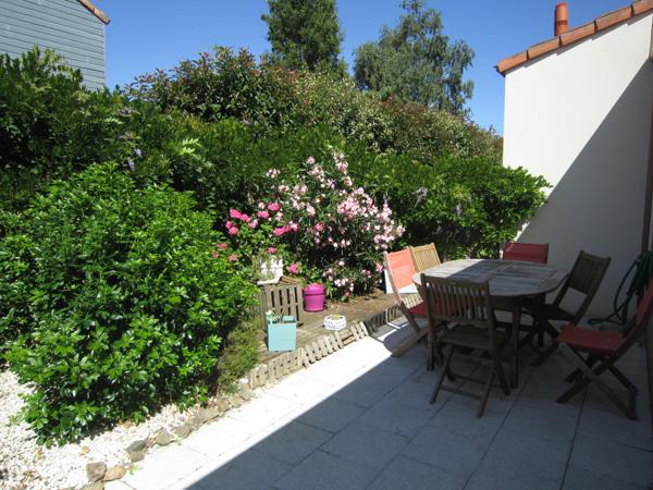 A pieds de toutes les commodités!