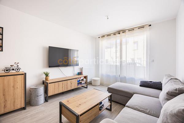 Vente
                Appartement40 m² - 2 Pièces -
                    LES SORINIERES (44840)