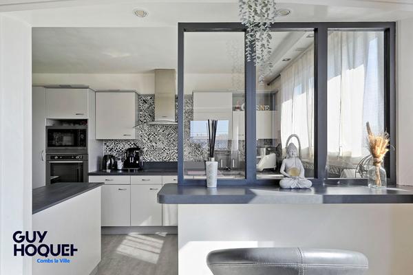 Appartement Combs La Ville 5 pièce(s) 85 m2