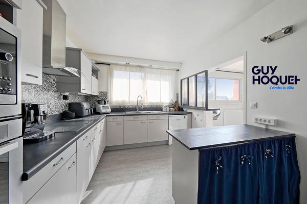 Appartement Combs La Ville 5 pièce(s) 85 m2
