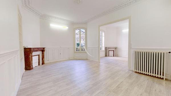 LE RAINCY Appartement 4 pièces / Profession Libérale 76m2