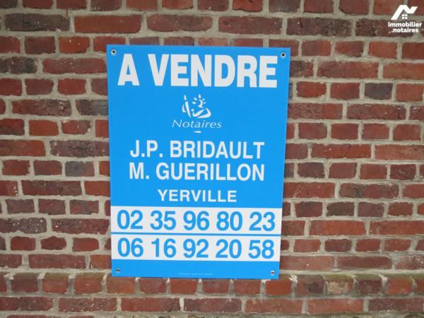 BOLBEC, fonds de commerce pour salon de coiffure, avec une salariée.