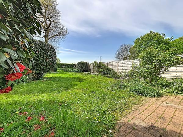 Maison 2 chambres, 1 bureau, jardin et garage - 97m² - Hennebont, rive gauche