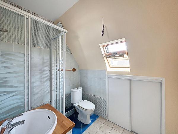 Maison 2 chambres, 1 bureau, jardin et garage - 97m² - Hennebont, rive gauche